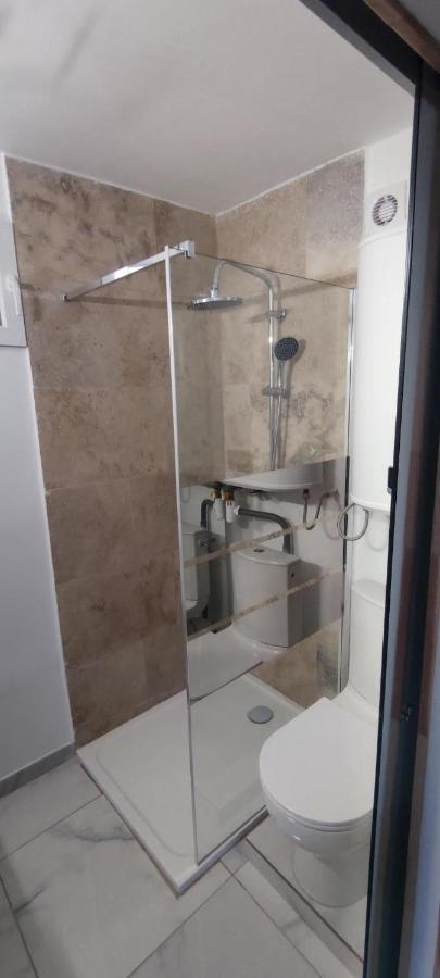Appartement Au Coeur Des Rizieres Salin-de-Giraud Exterior foto