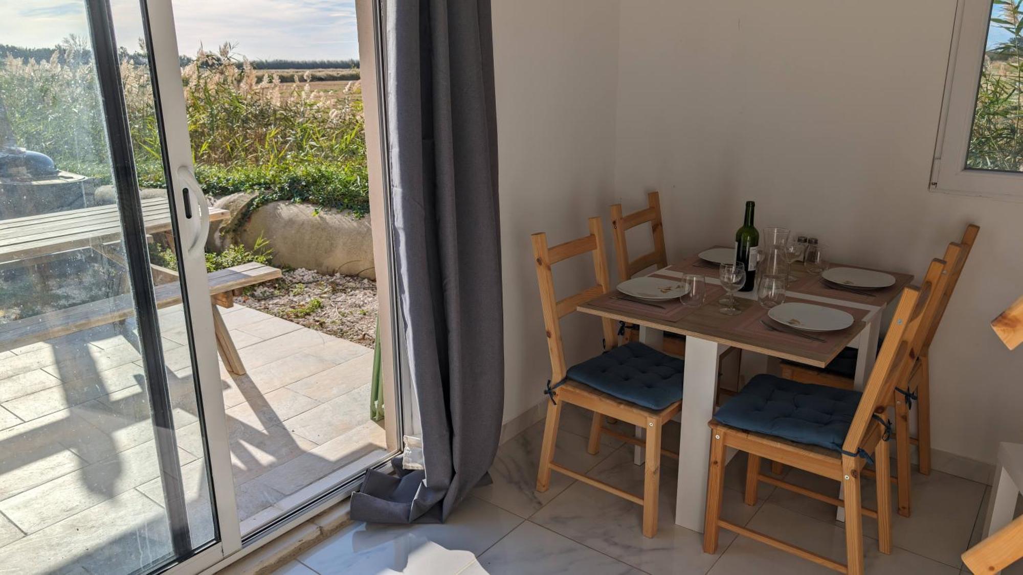 Appartement Au Coeur Des Rizieres Salin-de-Giraud Exterior foto